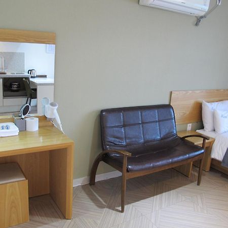 Lium Spa Hostel Yeosu Exterior foto