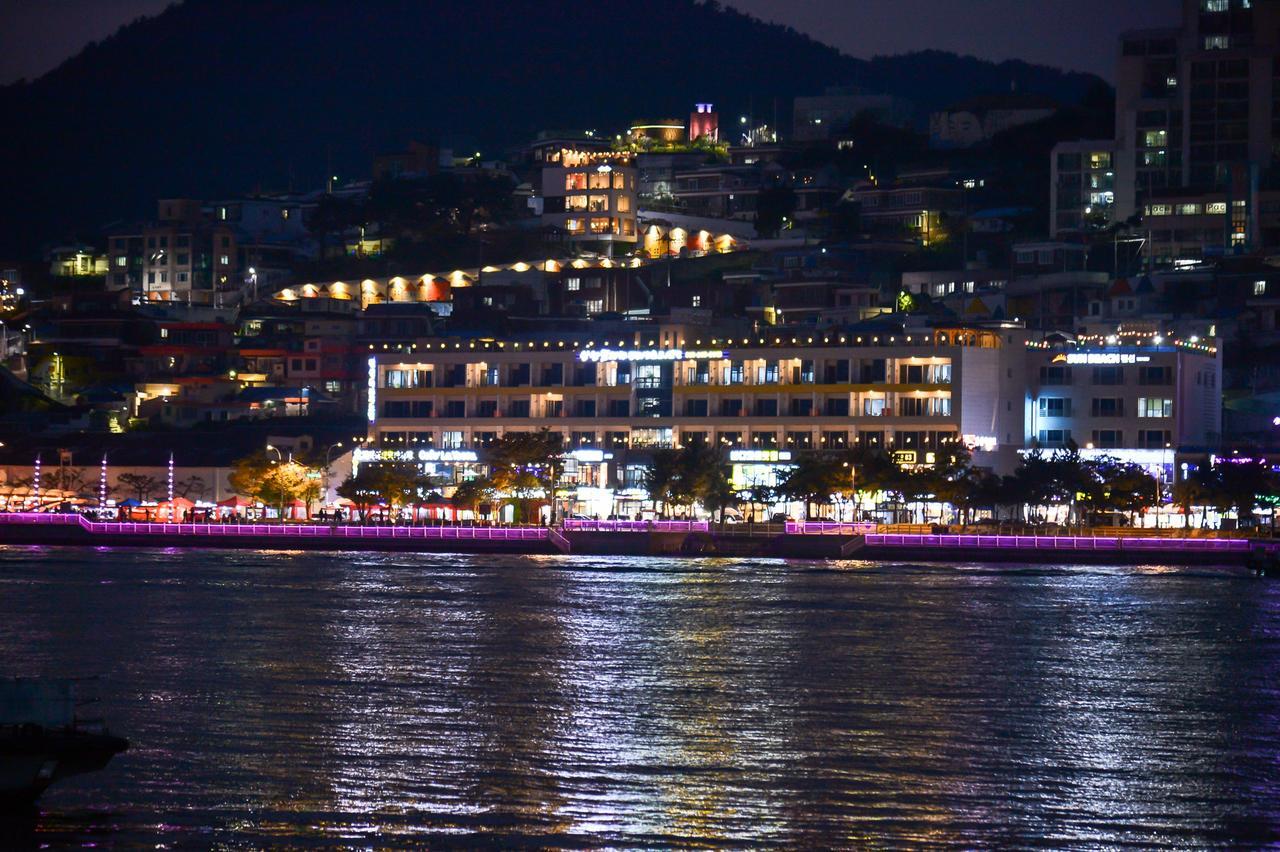 Lium Spa Hostel Yeosu Exterior foto