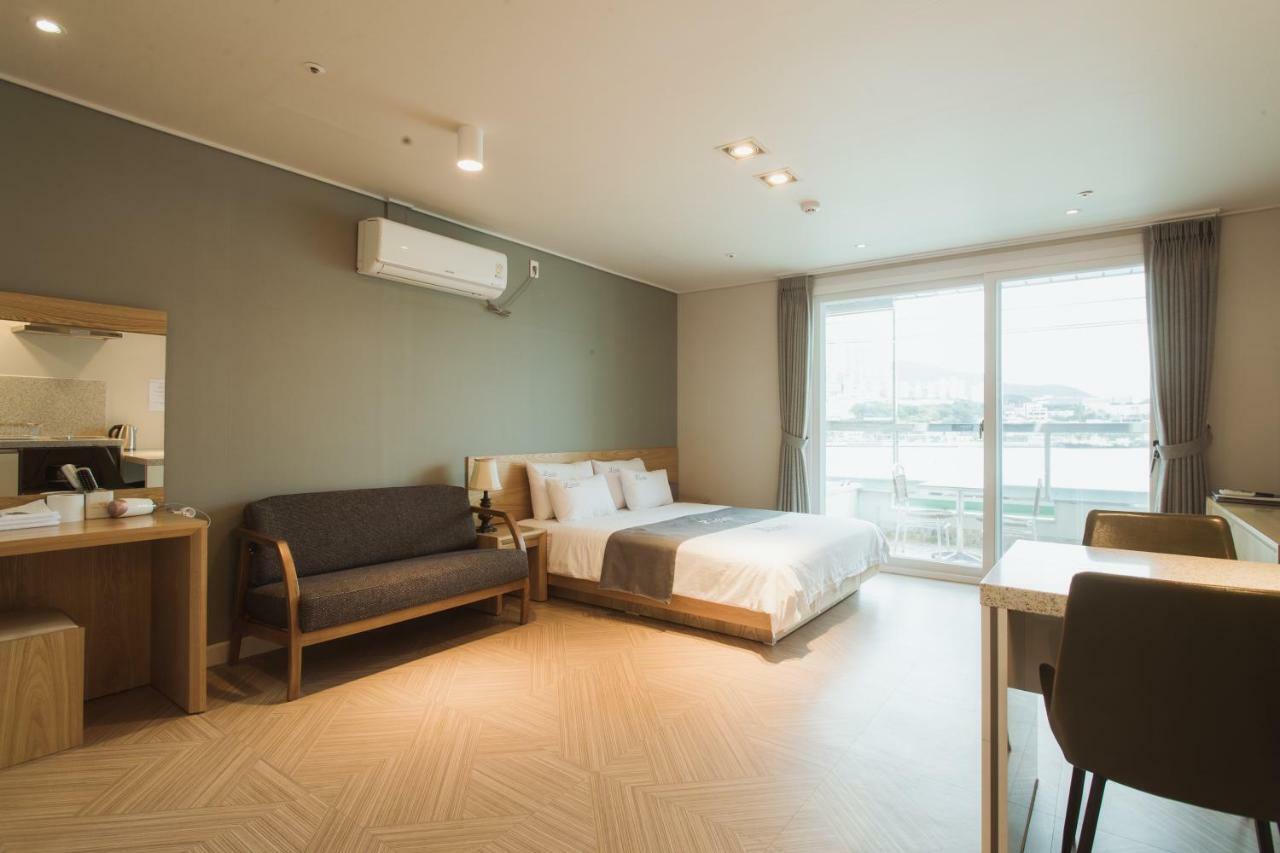 Lium Spa Hostel Yeosu Exterior foto